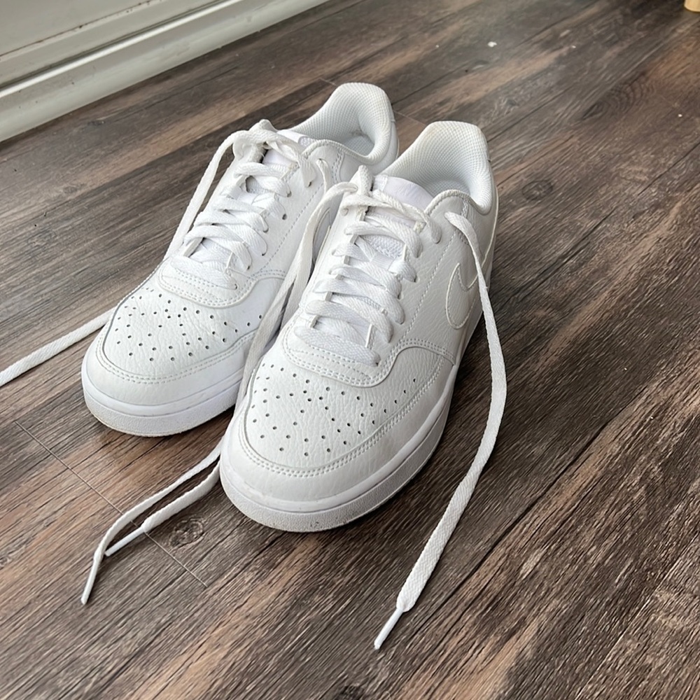 Nike Court Vision Low